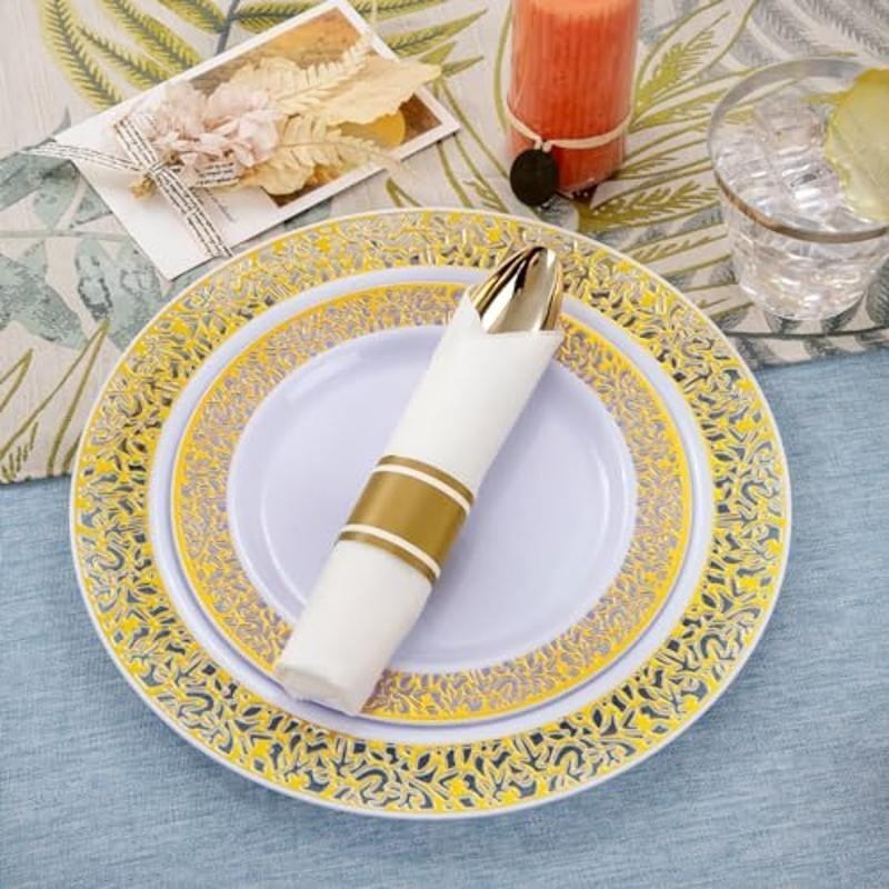 210-Piece Gold Plastic Dinnerware Set 30 Guests Plates Cups Silverware New