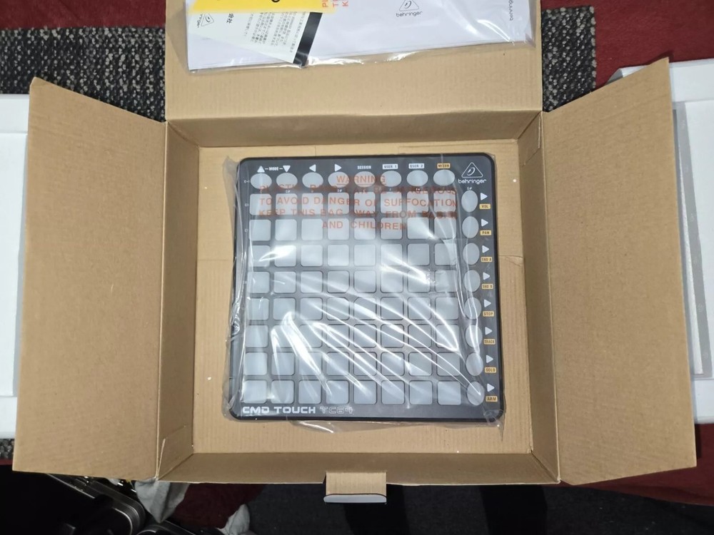 Behringer CMD TOUCH TC64 Clip Launch Controller with 64 Buttons and Multi-Color