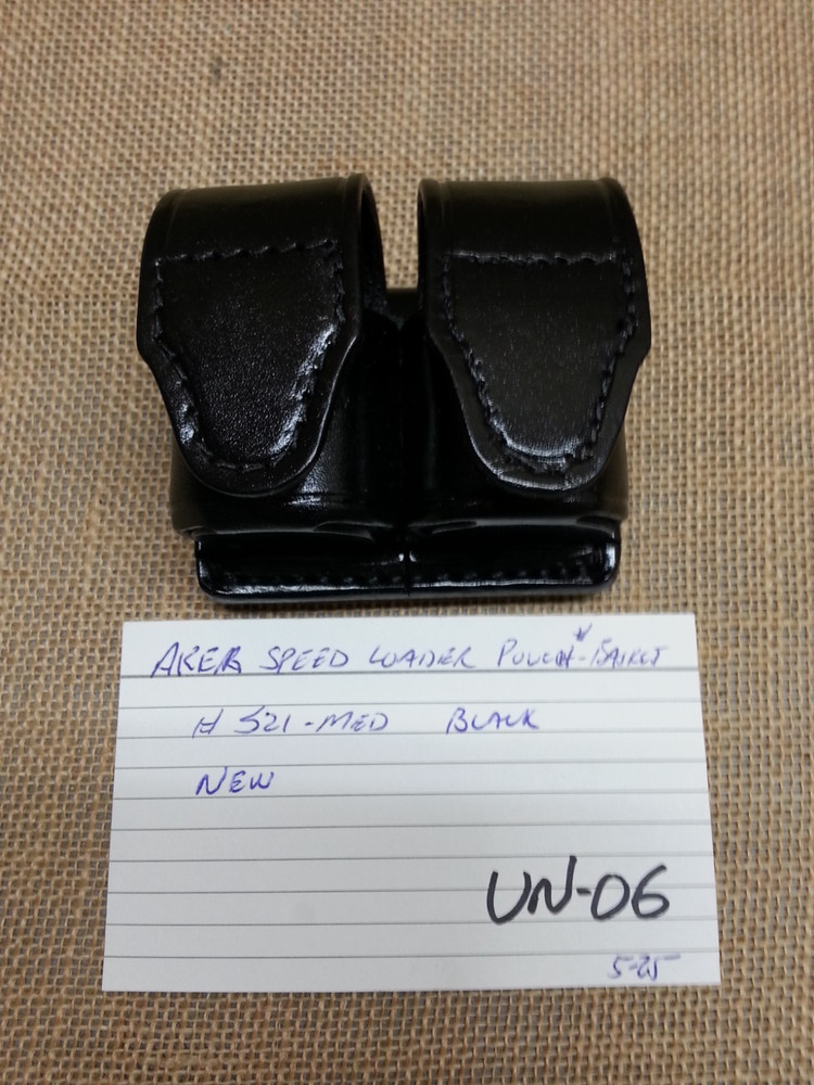 Aker Double Speedloader Pouch New Old Stock Condition Medium