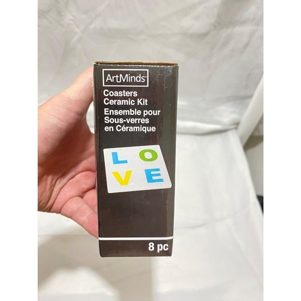ArtMinds Ceramic Coaster Kit 8 Piece DIY Paintable
