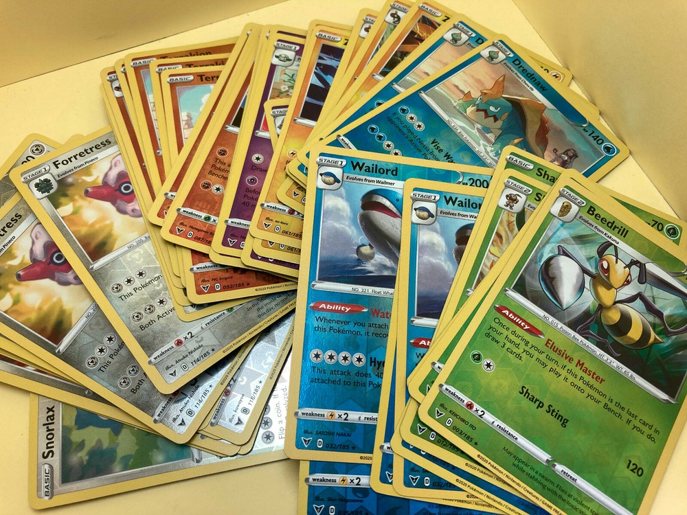 Reverse Holo Pokemon Sword & Shield Vivid Voltage /185 $2 Minimum Order Required