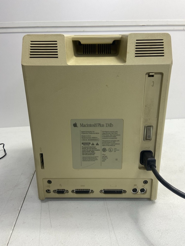 Apple Macintosh Plus 1MB Vintage Computer (PARTS ONLY)
