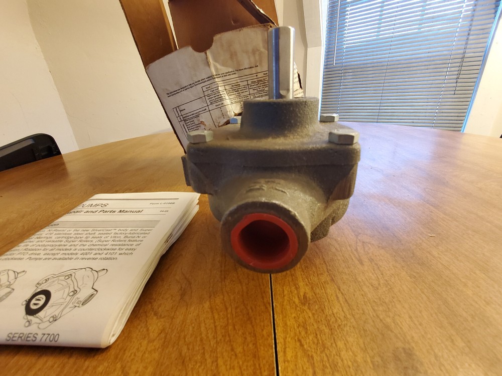 Hypro 6500N Ni-Resist Roller Pump - 6-Roller Pump