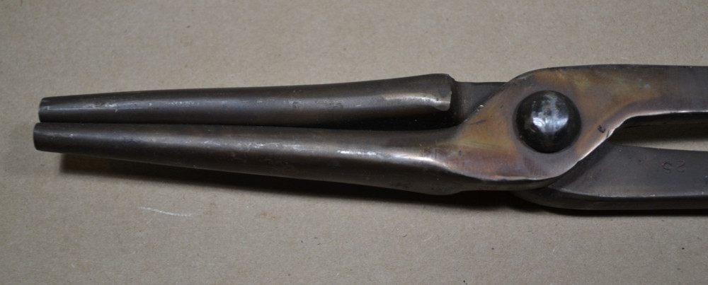 CENTUAR FORGE - 4# SCROLLING TONGS - - 21" LONG