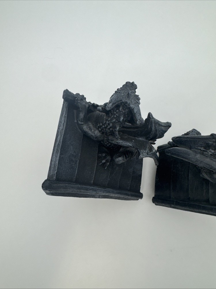 Toscano Castle Dragon Bookends