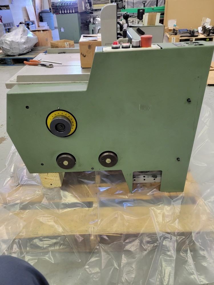 MULLER MARTINI 1555 FEEDERS