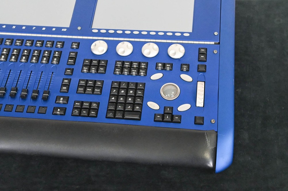 High End Systems Wholehog III Lighting Console CG01RD2