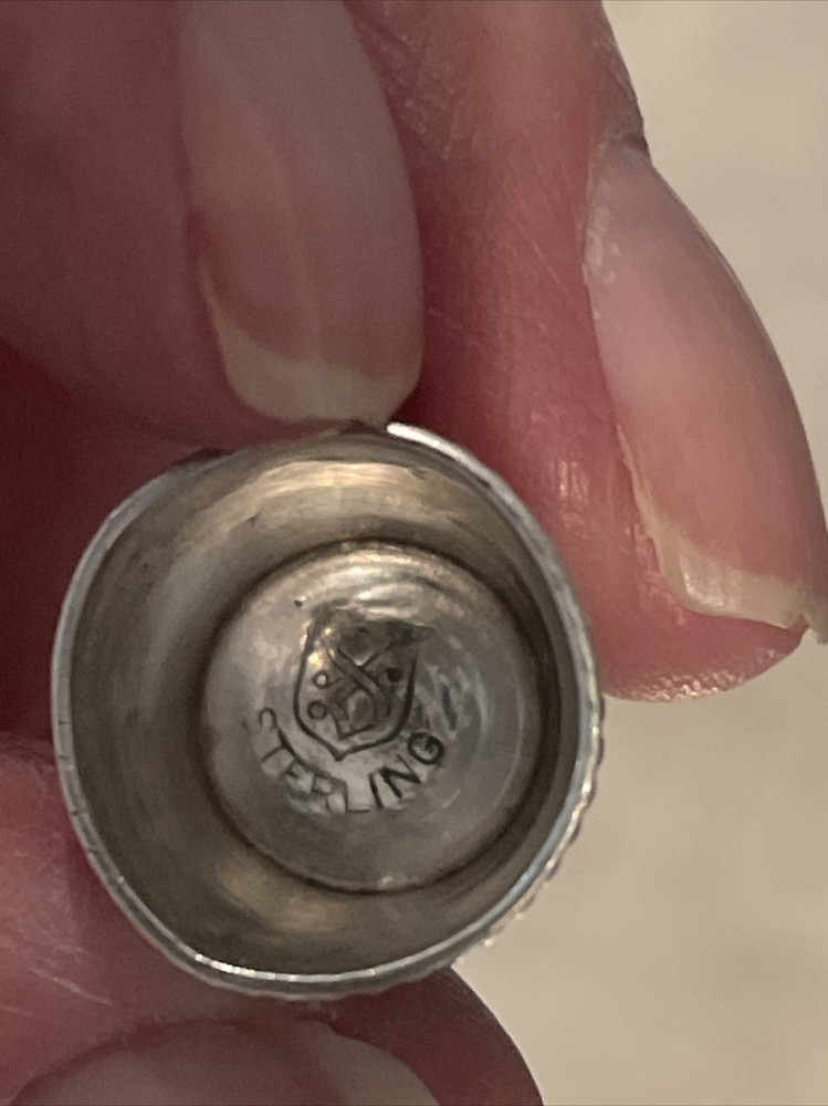 Nice Simons Bros. Sterling Thimble #9