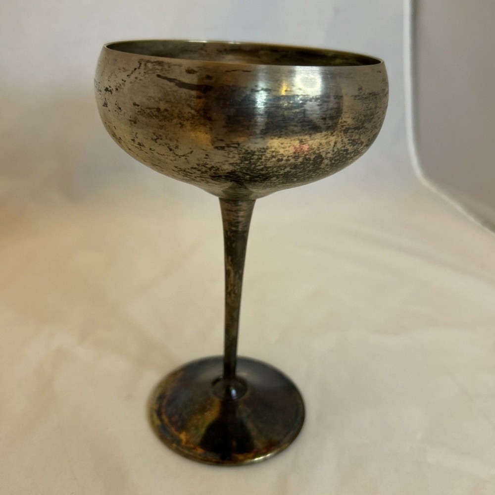 #8492 EL DE UBERTI SILVER CHAMPAGNE SILVER GLASS