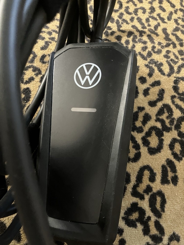 VW Cordset VW11A.054.410