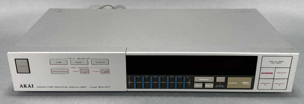 AKAI EA-A7 Graphic Equalizer - Silver