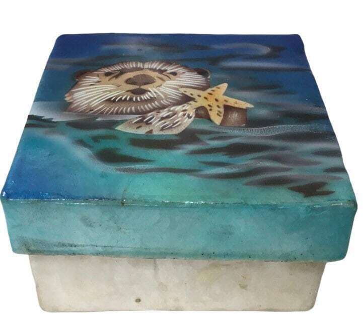 Square Otter And Starfish Capiz Shell Box 4"