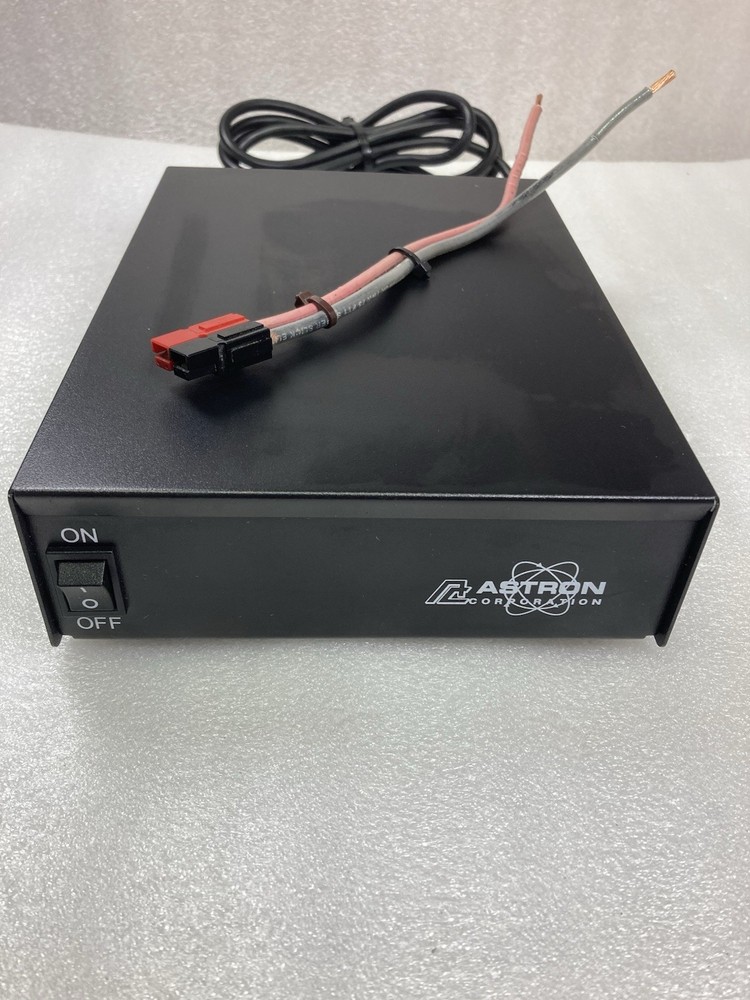 ASTRON SS-18 15 Amp Continuous Power Supply