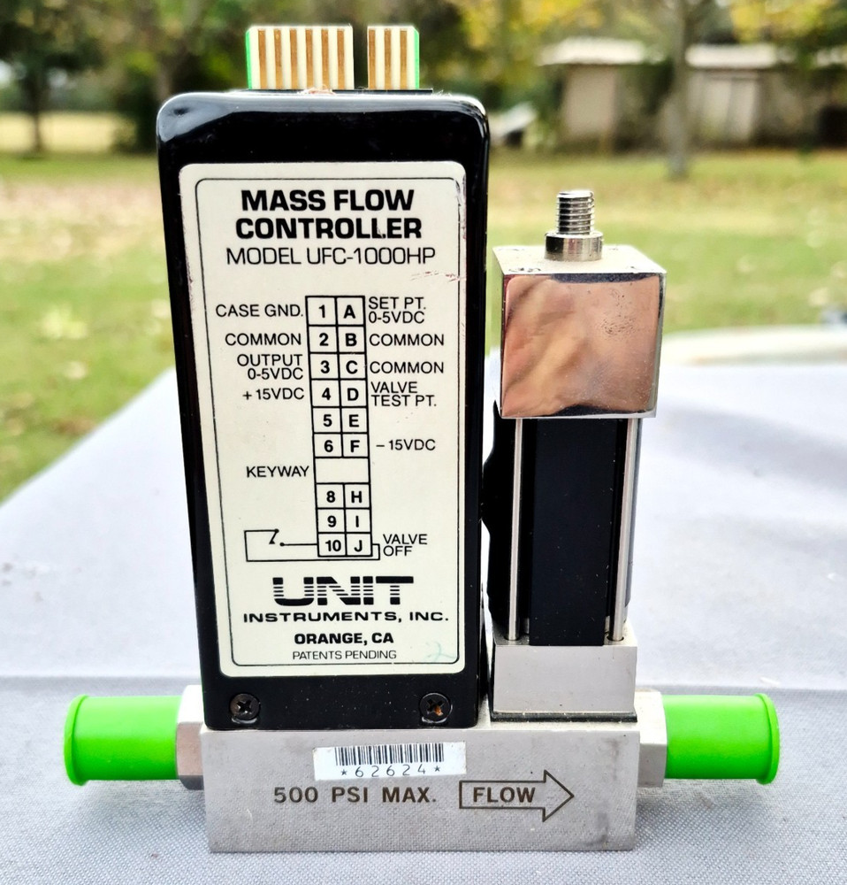 Unit UFC-1100 HP Mass Flow Controller Range 200 SCCM Gas CF4