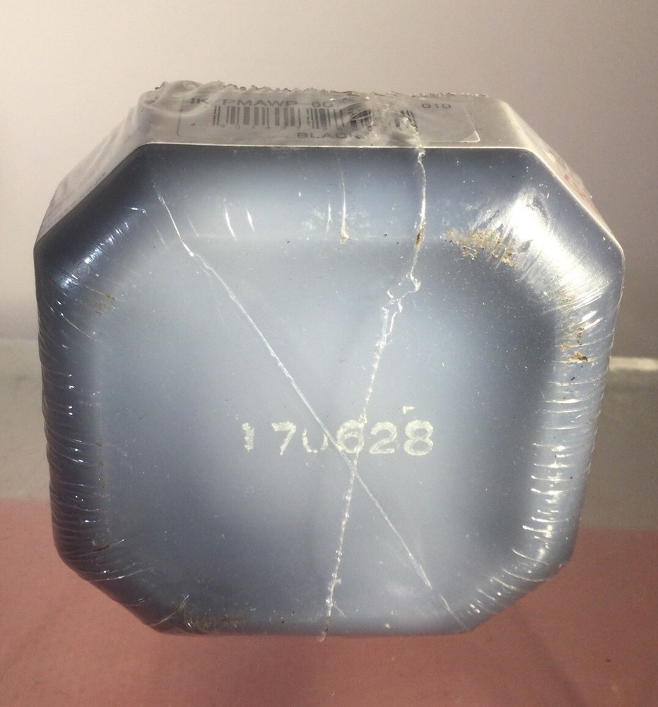 KURETAKE ZIG POSTERMAN WATERPROOF BLACK INK 60ml