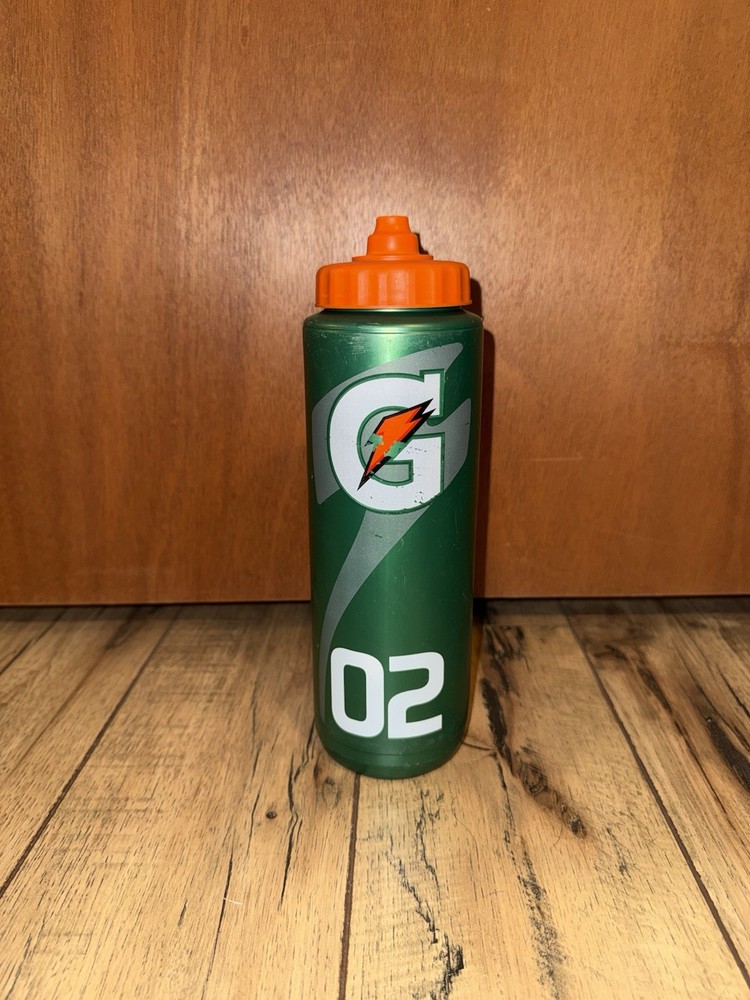 Gatorade Squeeze 32oz Plastic Water Bottle - Green
