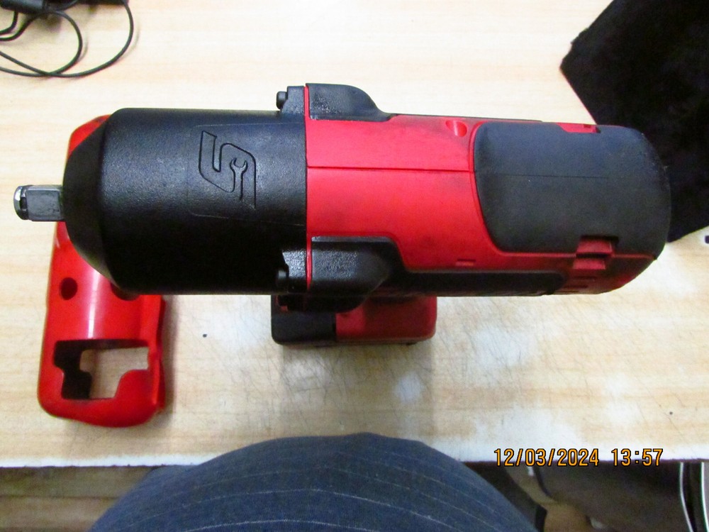 Snap on impact drill and 18 volt battery