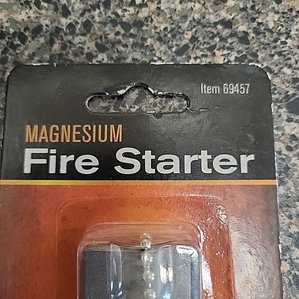 New Magnesium Fire Starter Flint Striker Knife 69457