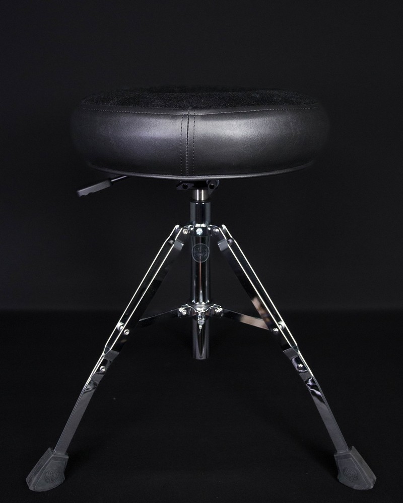 Roc-N-Soc Extended Base Round Throne - Black
