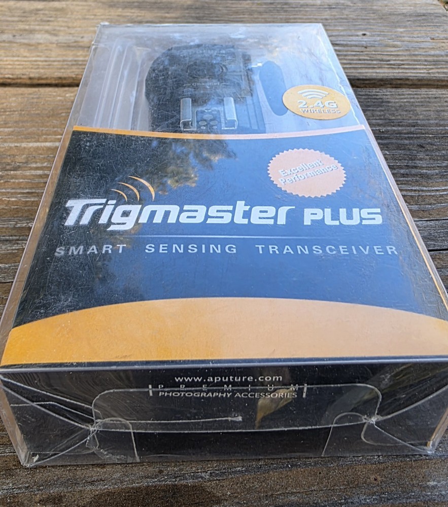 aputure Trigmaster Plus Smart Sensing Transceiver Wireless Remote Control Cannon