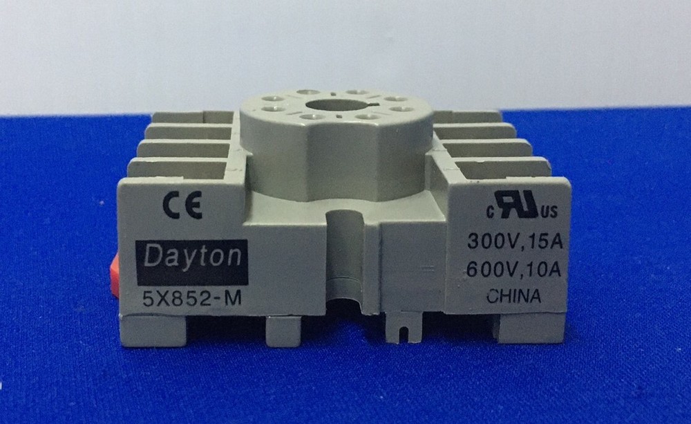 DAYTON 5X852-M RELAY SOCKET