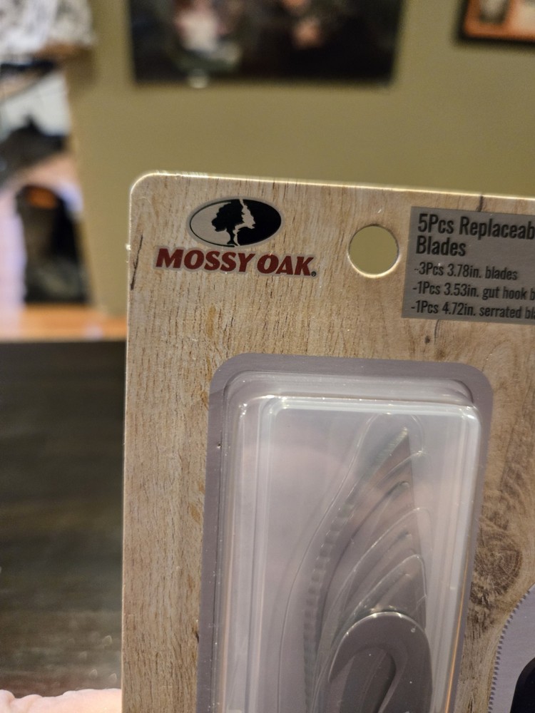 Mossy Oak Country Roots 5pc Replaceable Blades.