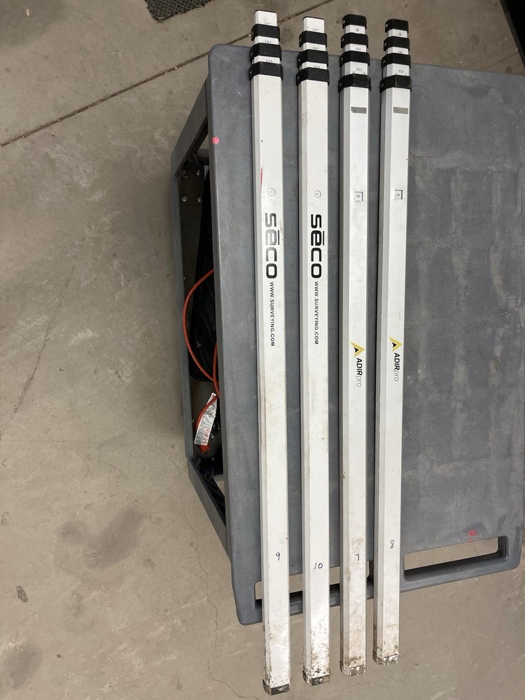 4 Survey Grade Leveling Rods