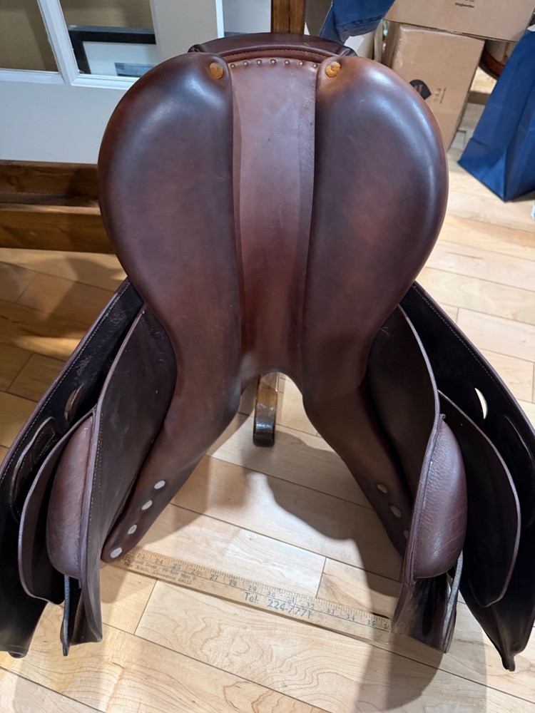 Bruno del Grange saddle 17.5