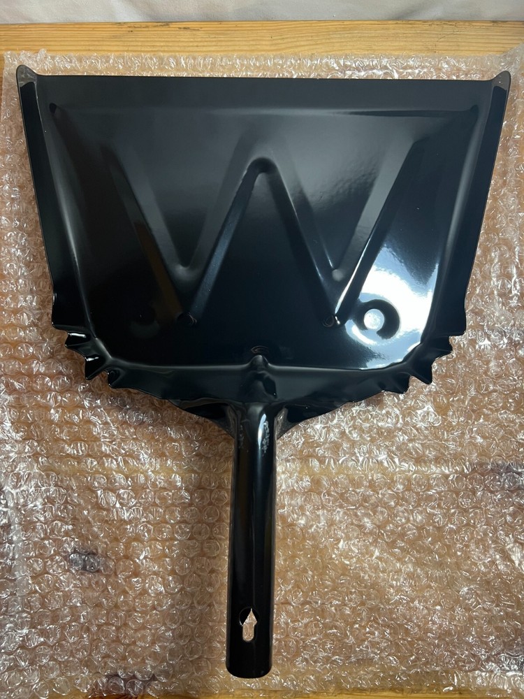 Weiler 71078 Heavy-Duty Metal Dust Pan