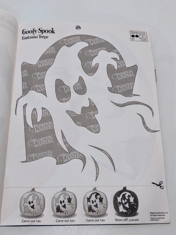 Pumpkin Masters Carving Kit Pattern Book & Pumpkin Pro Stencils & LED Light