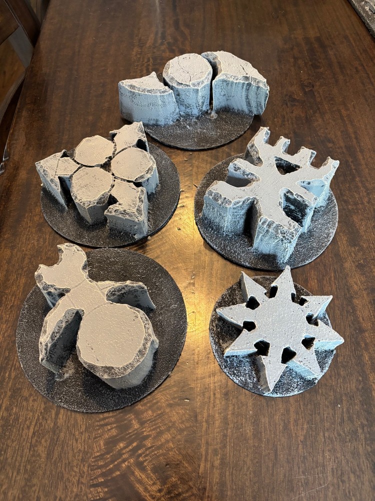 Warhammer 40K Chaos Icon Terrain 5 pieces