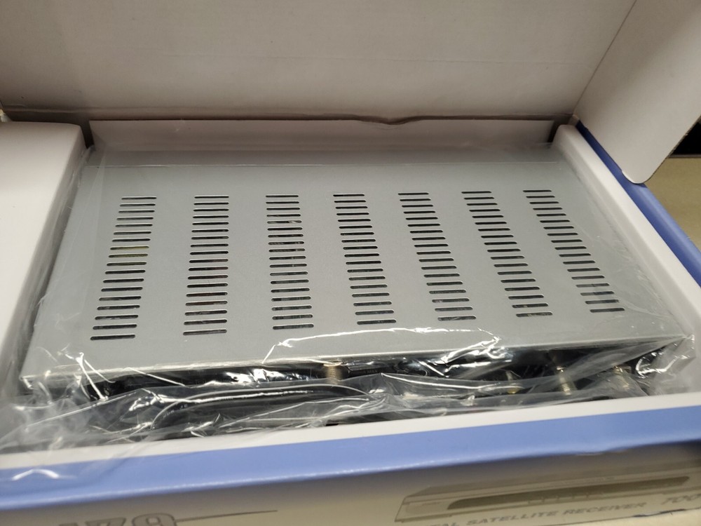 Ariza Digital Satellite Receiver Model 700 NEW