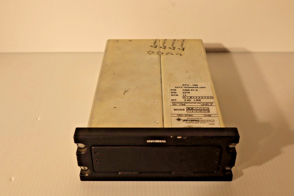 Universal Avionics DTU-100 Data Transfer Unit 1406-01-2 Removed Working