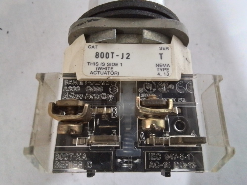 Allen Bradley 800T-J2 Ser T Selector Switch (SP363)