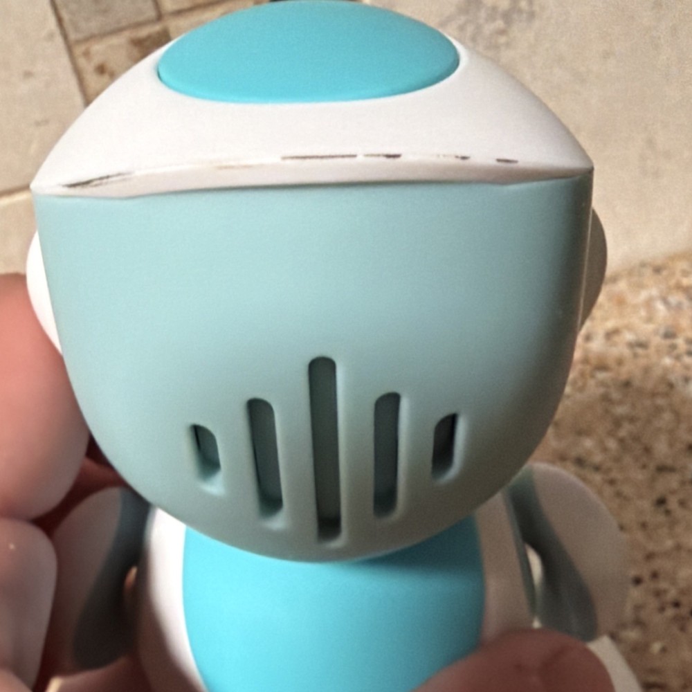 Energize Lab Eilik Interactive Robot Toy White Blue USB Rechargeable