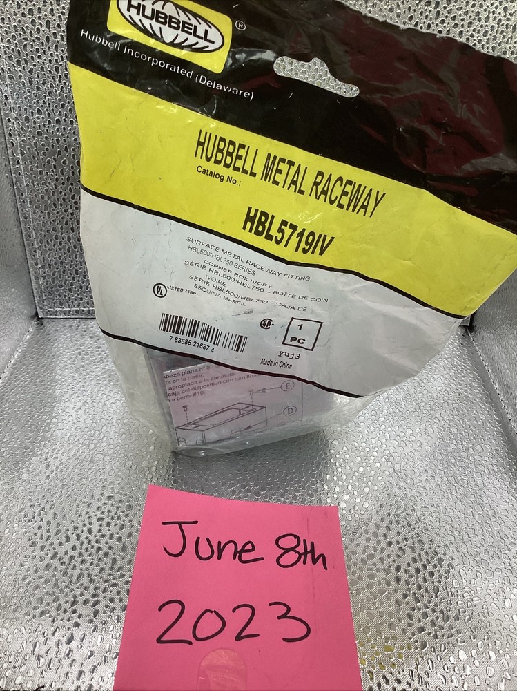 Hubbell High Raceway HBL5719IV