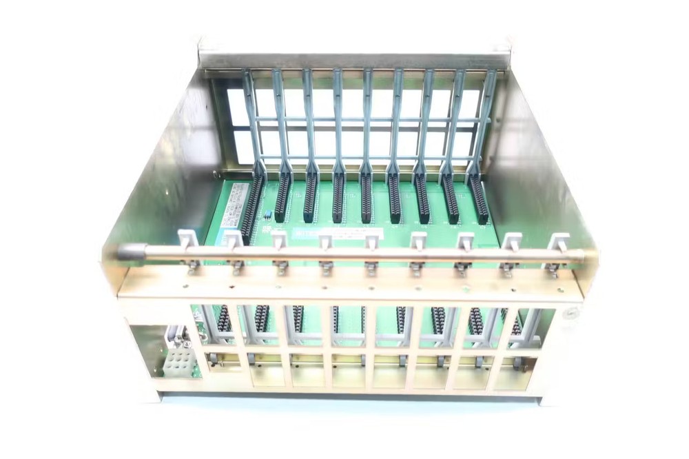 Allen Bradley 1771-A2B Plc5 Chassis Rack Module Ser B