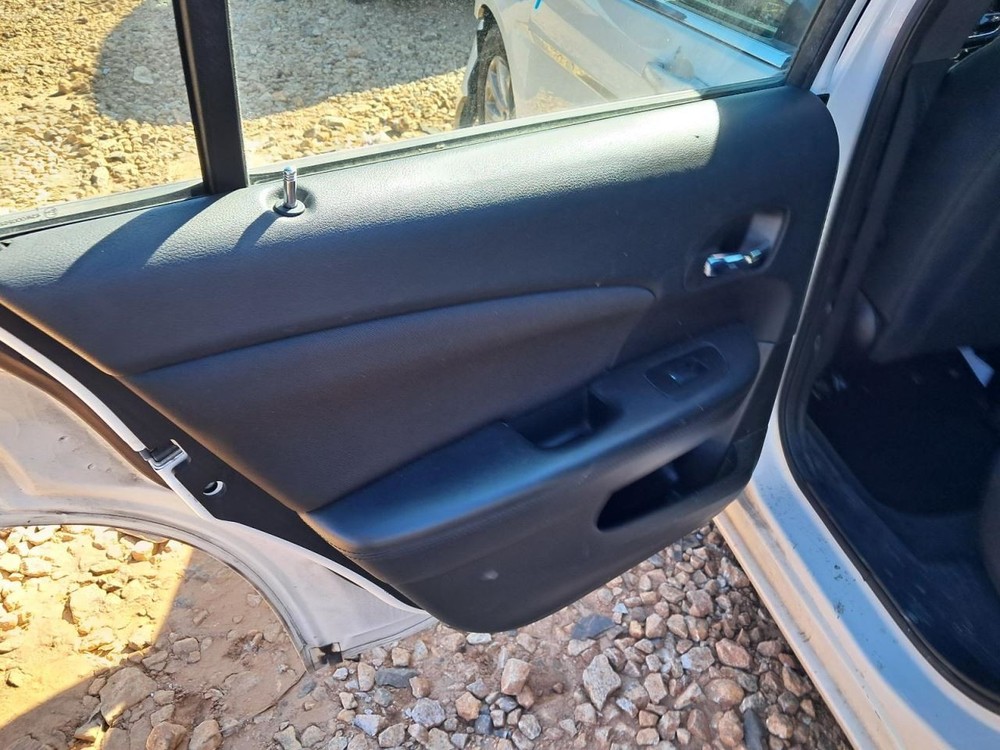 200 2011 Glove Box 4862088