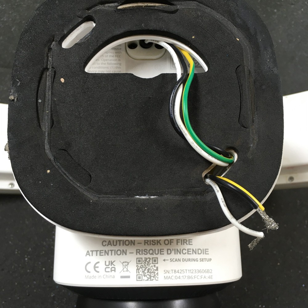 Eufy Floodlight Cam E340 Model T8425 - White