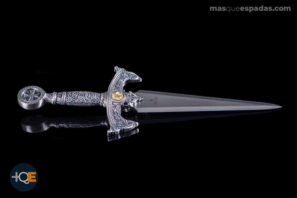 Templar Dagger