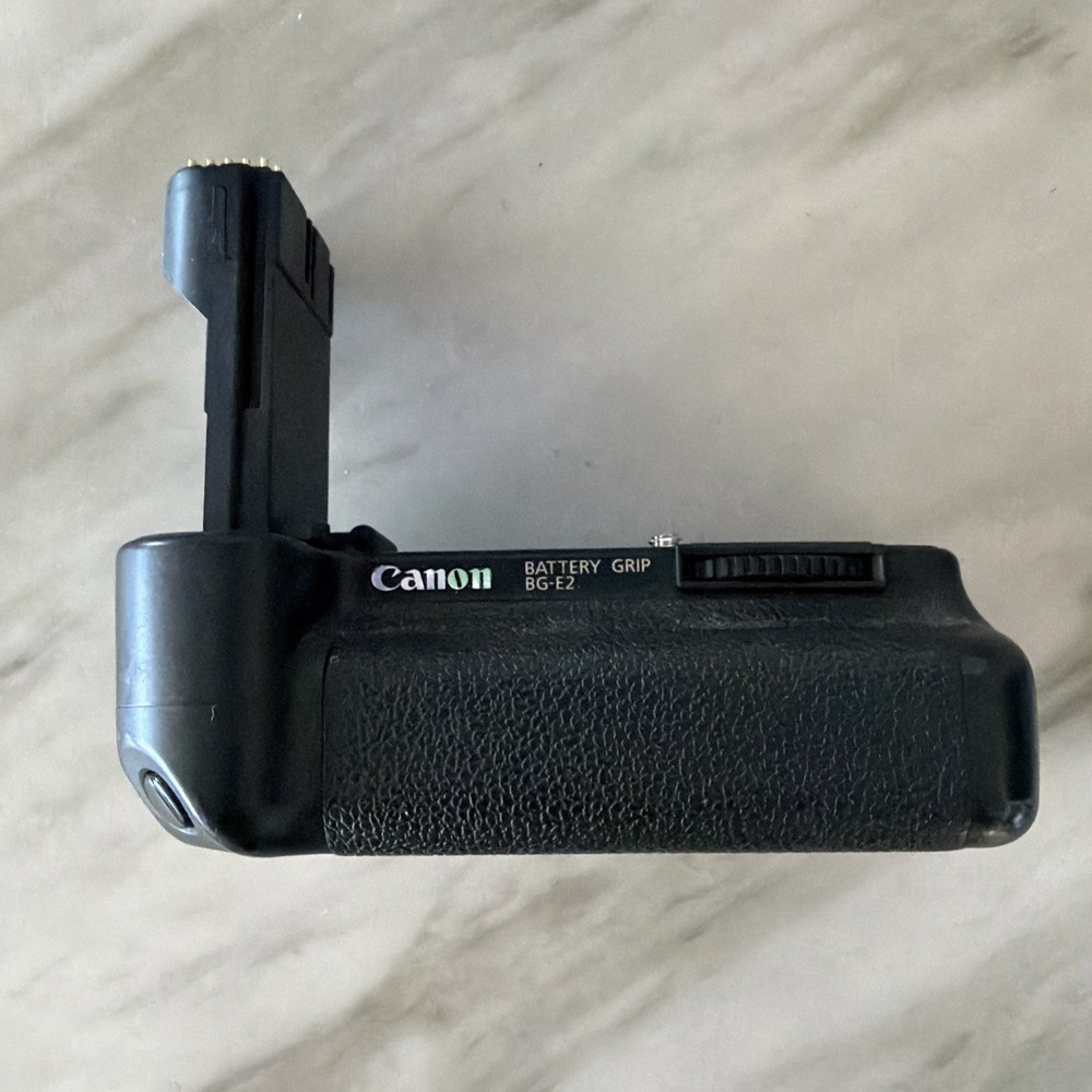 Canon BG-E2 Battery Grip for 20D, 30D