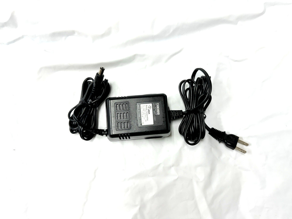 Boss GT-8 Guitar Effects Processor Used, Fully Tested Original Box ＆Adapter