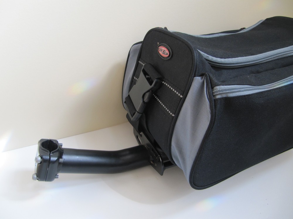 DELTA Trunk Bag Black & Beam Rack Klick Fix/Quick Release.