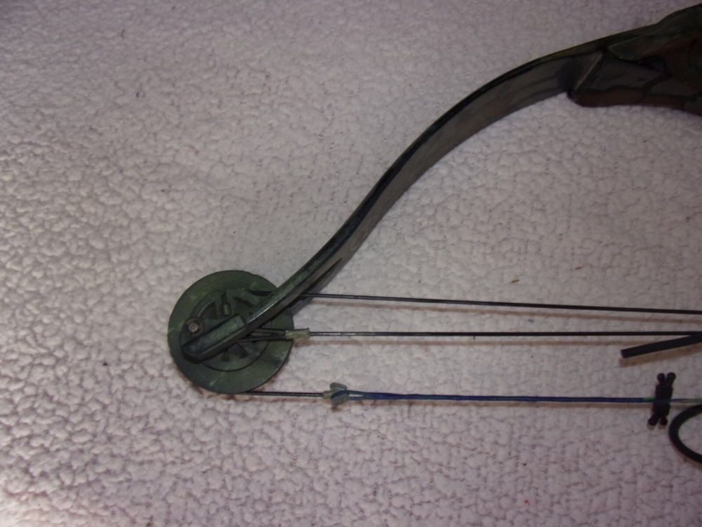 PSE Game Sport Compound Bow