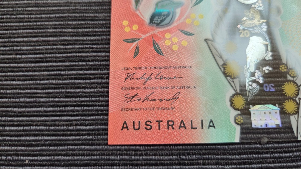AUSTRALIA $20 Dollars 2020 LAST PREFIX EA20 x 2 Consecutive UNC Banknotes