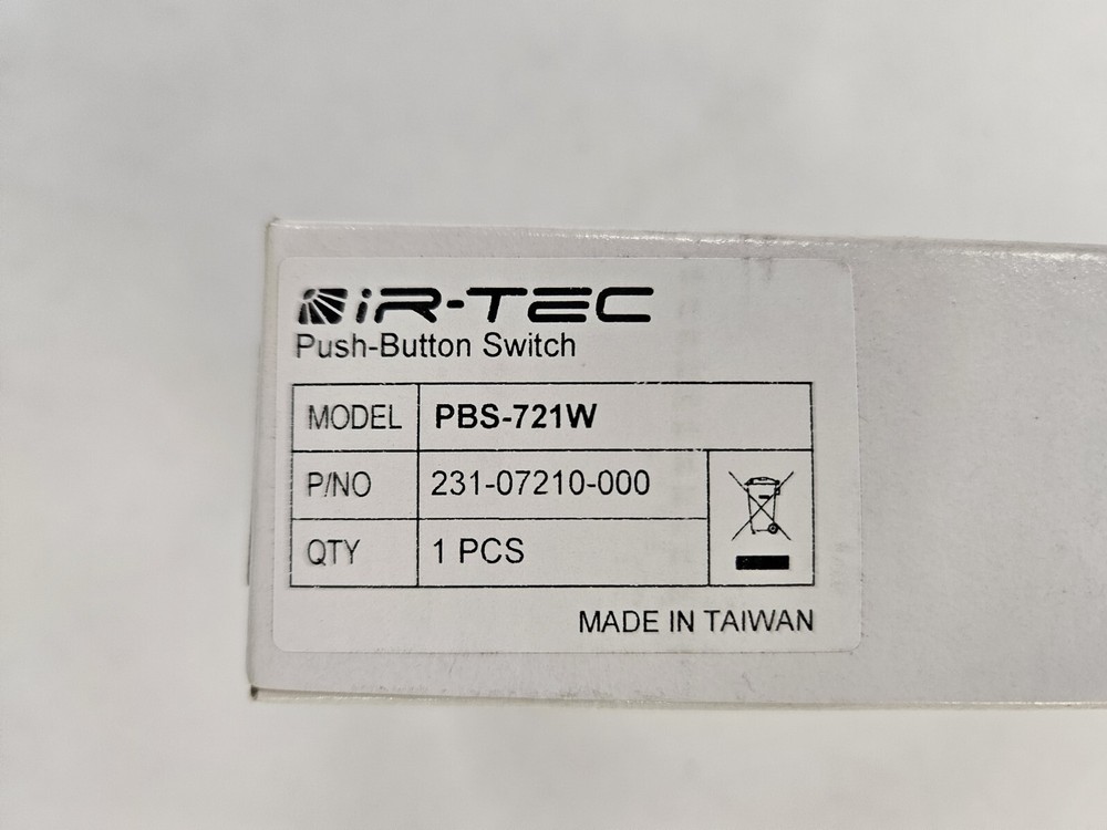 IR-TEC PBS-721W White Low Voltage 1-Pole Light Switch with Decorative Wall Plate