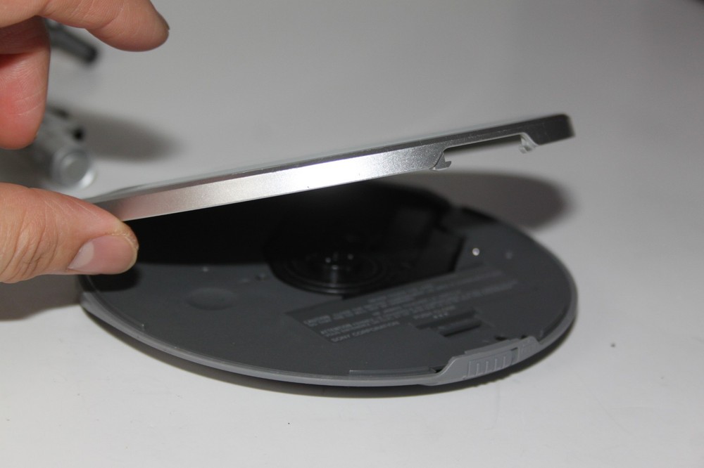 Sony D-NE730 MP3 Atrac CD Player
