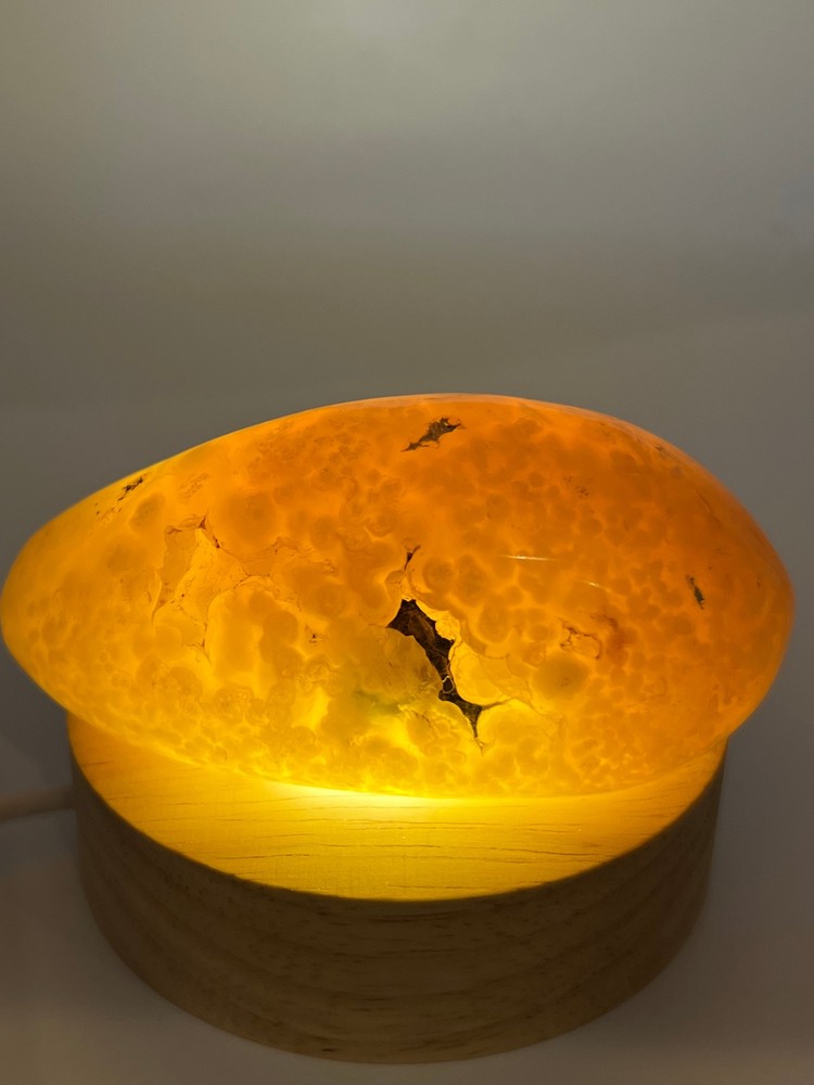 Flower Agate Palmstone