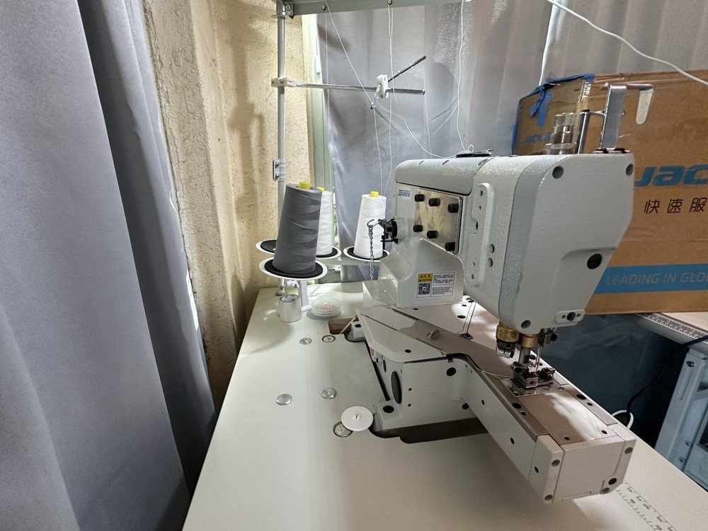 Consew CN897VC Industrial Sewing Machine