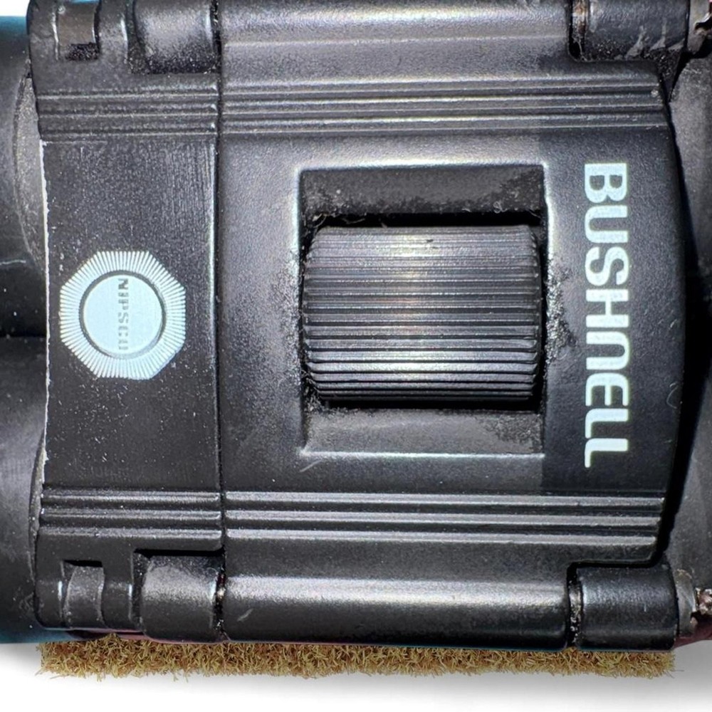 Bushnell black binoculars with case #outdoors #hunting
